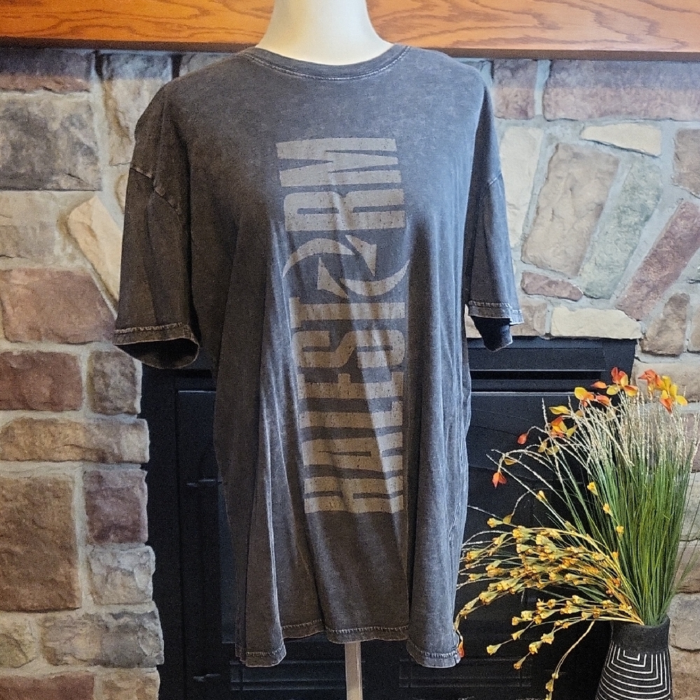 Halestorm Concert Vintage Look Tee